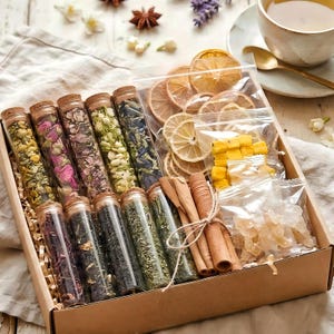 Floral Tea Blending Kit Gift Set | DIY Herbal Tea Kit for Her | Self Care Relaxation Gift | Aesthetic Tea Box | Birthday Gift