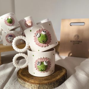 Handmade Frog Face Mug – Cute Kawaii Ceramic Cup – Whimsical Pottery Gift – 3D Funny Animal Coffee Mug – 180ml