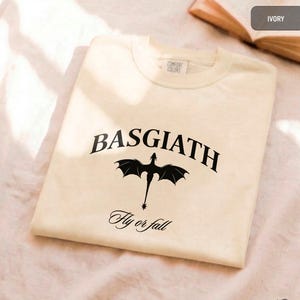 Chemise Basgiath Dragon, t-shirt Fly ou Fall, cadeau d'anniversaire pour un fan de Fourth Wing image 2