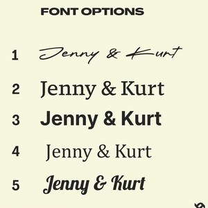 Op de afbeelding: Afbeelding met vijf lettertype-opties voor de namen "Jenny & Kurt". De tekst "FONT OPTIONS" staat bovenaan. Elke optie presenteert de namen in een andere letterstijl, vari&euml;rend van elegant script tot vetgedrukte sans-serif.