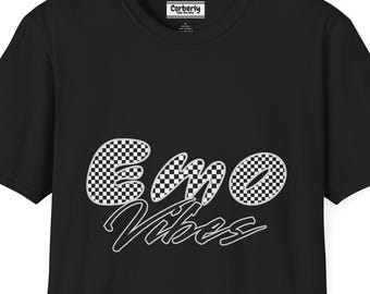 Emo Vibes T-Shirt: Schwarz & weiß kariert Pop Punk Fashion