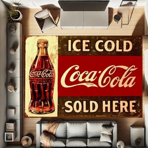 Manifesto pubblicitario della Coca Cola, Coca-Cola, Coca-Cola, vecchio tappeto pubblicitario della Coca-Cola, Coca-Cola Classic, realizzato in modo fedele all'insegna originale.