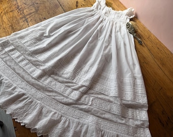 Traje de bautizo victoriano antiguo
