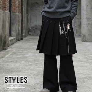 Puede incluir: Un letrero de madera rústico con el texto "Welcome to our home" en letras blancas. El letrero presenta un acabado envejecido y un diseño simple y acogedor, perfecto para la decoración de la entrada.