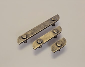 Antique Brass Iron Cabinet Door Handle: Handcrafted Kitchen Handle