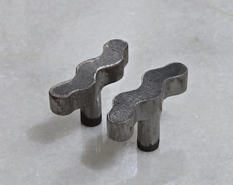 Wavy Iron Cabinet Knobs - Rustic Drawer Pulls, Set of 4