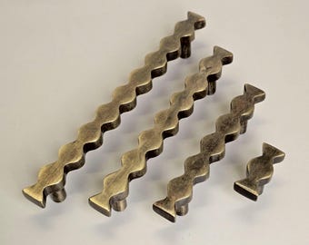 Antique Brass Iron Cabinet Handle - Rustic Kitchen Drawer Pull