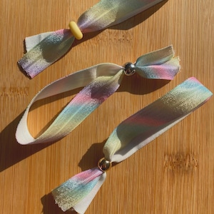 Colorful elastic bracelet, adjustable size