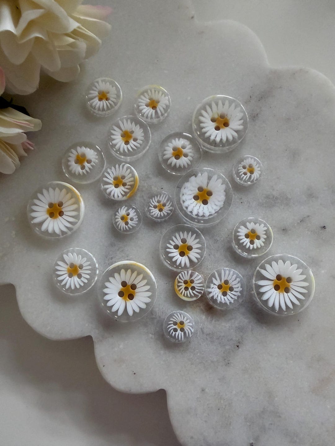 Daisy Plastic Buttons 11.5mm, 15mm, 18mm & 23mm - Etsy Australia