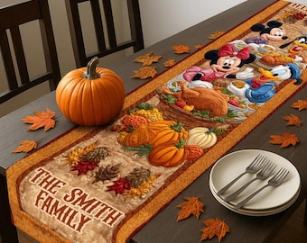 家族向けパーソナライズドテーブルランナー、魔法のような秋の季節のテーブルカバー、秋のパンプキンテーブルデコレーション、新築祝いのハロウィンギフト ipatudsn20967