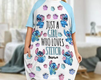 スティッチが大好きな女の子のためのパーソナライズスリープTシャツドレス、ラグランブルーモンスタースリープTシャツ、オハナミーンズファミリーナイトガウンギフト ipatusth00014