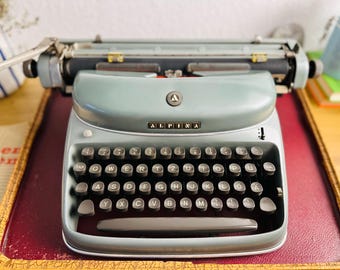 Alpina Office Typewriter – Vintage, Fully Functional, German-Made