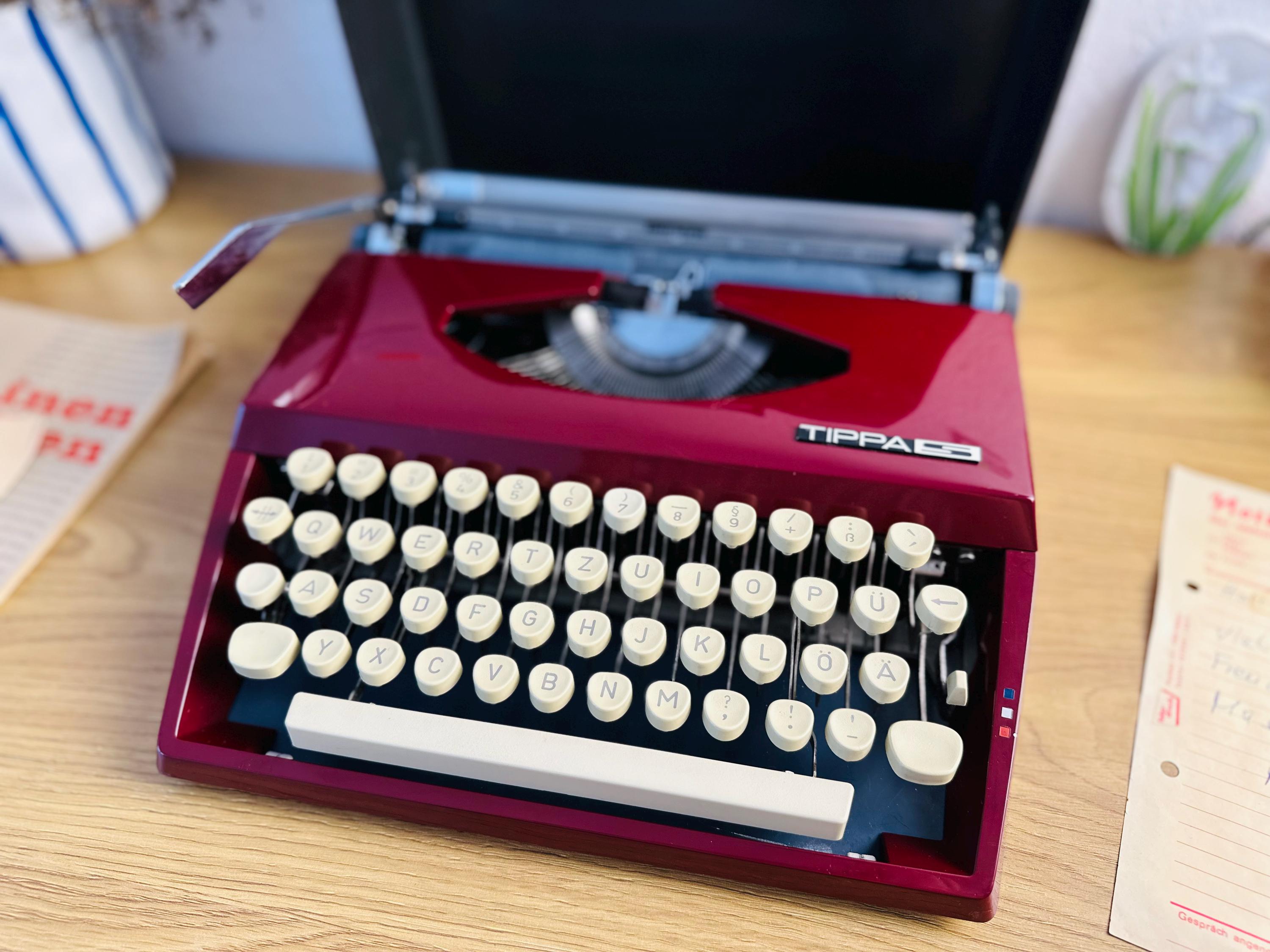 ヴィンテージ Tippa S タイプライター – 1970年代、赤、完璧な状態 