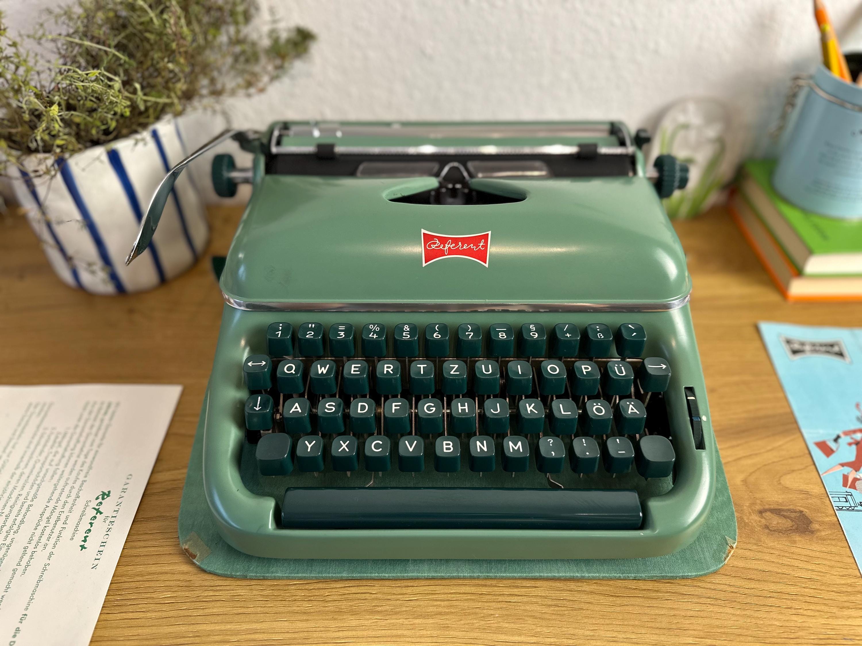 ヴィンテージ リファレント タイプライター：1960年代 エメラルド