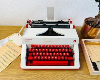 ヴィンテージ OLYMPIA タイプライター、60 年代のオフィス装飾 - Etsy 日本