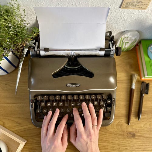 オリンピア トラベラー デ リュクス：ホワイト ヴィンテージ