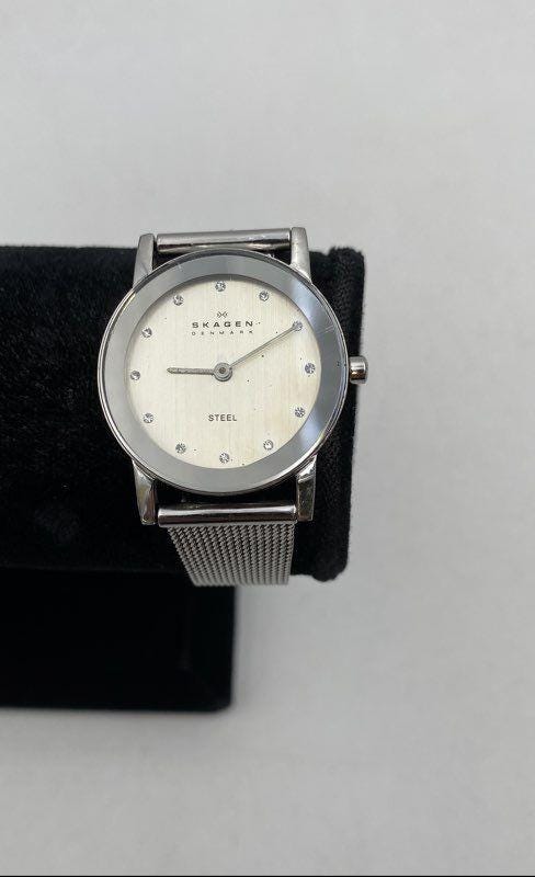 Skagen Womens Denmark 39SSSD Stainless Steel Mesh Quartz 