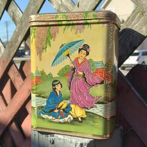 Tea Tin, Japanese Themed Tea or Candy Tin, Hinged Lid Tea Tin