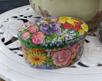 English Tea Tin, Floral Candy Tin, Decorative Tea or Candy Tin