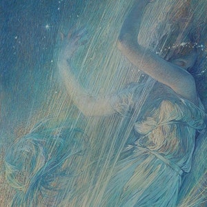 Könnte beinhalten: Ein Pastellgemälde zeigt eine Figur in einem fließenden Kleid, die Arme in einem Regenschauer ausgestreckt. Das Kunstwerk verwendet Blau- und Weißtöne mit einem sternenübersäten Hintergrund. Das Gesamtthema ist ätherisch und traumhaft.