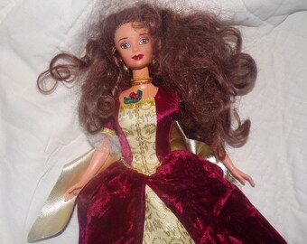 Muñeca Barbie Princesa de las Fiestas de 1997 con vestido de terciopelo y brocado
