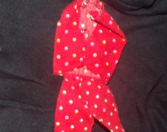 Conjunto vintage de Barbie de los años 80 con pantalones cortos rojos y top con diseño de lunares