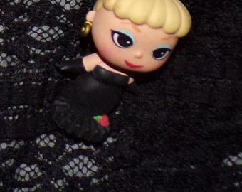 Barbie de vinilo de 1960 con vestido negro de Mattel Funko Mystery Minis