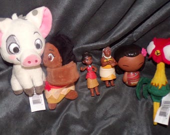 lot of 6 Disney Moana figures pig Moana rooster more plush and pvc