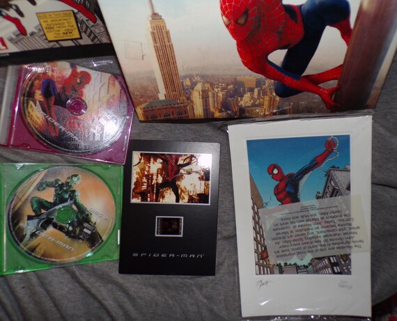 Spider-man Limited Edition DVD Collector's Gift Set With Film
