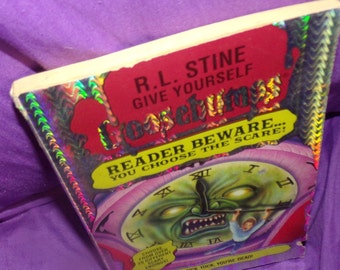 vintage R. L. Stine Give   Yourself Goosebumps Reader Beware You Choose Your Scare  Paperback Children's Novel paperback