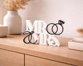 MR & MRS Decor – 3D Printed Lettering | Modern Wedding Decor | Wedding Gift | Table Decoration and Home Accessory in White or Black