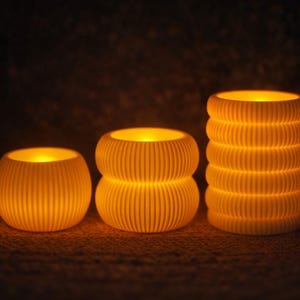 3D-geprinte theelichthouderset (3 stuks) – Modern geribbeld ontwerp – Scandinavische decoratieve LED-kaarsenhouders – Minimalistische woondecoratie – Cadeau-idee