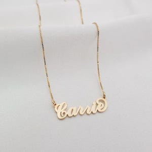 Collar con nombre para adolescentes, regalo de secundaria, flor de nacimiento, joyería personalizada, floral, para madres, hijos e hijas, circonita cúbica.