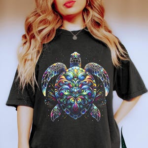 Colorful Turtle Shirt - Artistic Sea Turtle Shirt - Ocean Lover Gift - Boho Animal Graphic Tee - Nature-Inspired Beachwear for Women and Men