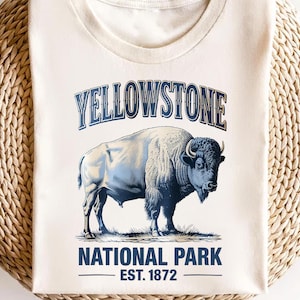 Yellowstone National Park Shirt – Buffalo Wildlife Graphic Tee – Rustic Heritage Souvenir Gift – Vintage Travel Adventure Clothing