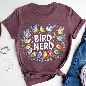 Bird Nerd Shirt – Colorful Birds Graphic Tee – Birdwatching Nature Lover T-Shirt – Cute Bird Lover Gift for Ornithologists and Wildlife Fans