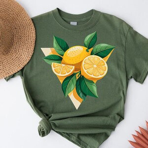 Lemon Graphic Shirt – Citrus Fruit Tee with Leaves & Retro Triangle – Summer Foodie T-shirt, Cute Lemon Lover Gift, Tropical Vacation Top