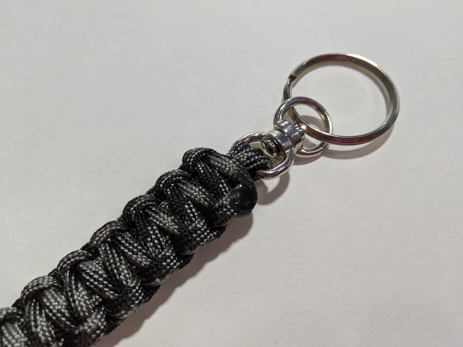 Black and Gray Knotted Paracord Keychain With Carabiner Clip Etsy
