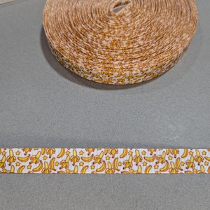 3 yards de 5/8" ruban - Bananes et étoiles #11630 - Ruban adhésif décoratif, garniture à coudre, ruban de journal indésirable