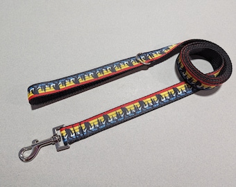 Bigfoot Dog Leash: 1-Inch Wide Sasquatch Puppy Lead, (3-8 Foot)