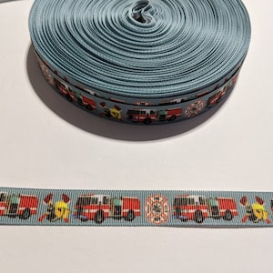 3 yards de ruban de 5/8&quot; - Gris avec camions de pompiers #10949 - Ruban adhésif décoratif, garniture à coudre, journal indésirable à ajouter