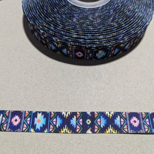 3 yards de ruban de 5/8" - Aztèque bleu et rose | Aztèque du sud-ouest #10934 - Ruban adhésif décoratif, garniture à coudre, journal indésirable à ajouter