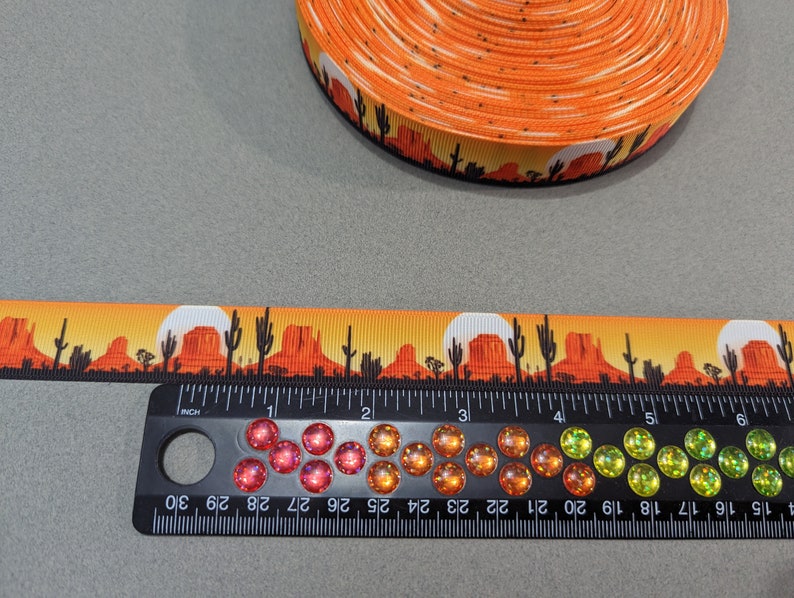 Sunrise Monument Valley Grosgrain Ribbon - 7/8" x 3 Yards bild 4