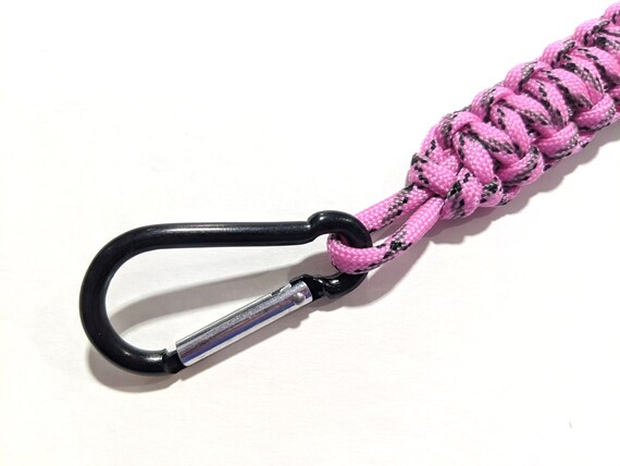 Porte-clés Paracord noué rose et noir avec clip mousqueton -  France