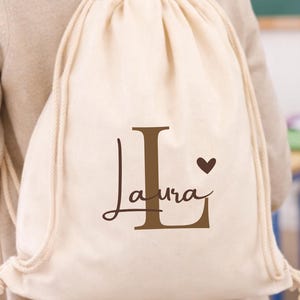 Borsa a sacco personalizzata con coulisse, nome e iniziale – zaino in cotone personalizzato – regalo per ragazze, donne, scuola, asilo