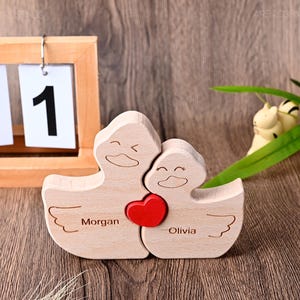 Wooden Duck Family Puzzle, Hand Carved Wooden Ducks, Anniversary Wooden Duck Ornaments, Duck Gift for Couples, Sweet Wooden Duck Decor