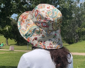 Colorful Paisley Bucket Hat, Women's Summer Sun Hat, Boho Chic Style Hat, Festival Beach Accessory, Unique Foldable Travel Hiking Hat