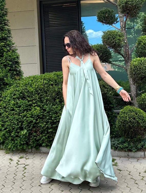 Mint Green Flowy Maxi Dress, Spaghetti Strap V-Neck Gown, Summer Wedding Guest Outfit