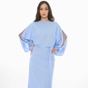 Robe longue en lin bleu ciel, robe longue à manches fendues, ceinture à nouer, robe d'été minimaliste et élégante, robe de vacances, robe de mariée en lin