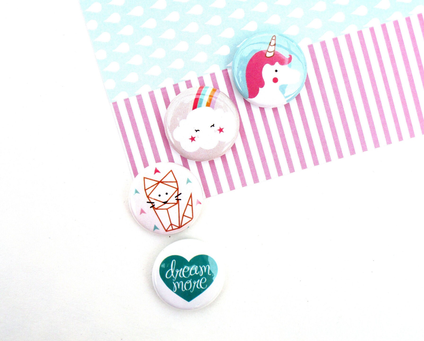 Magnet 25 mm Au Choix Chat /Cœur/Nuage Arc-En-Ciel/Licorne Collection Girly Kawaii'